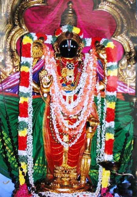 Cheluvanarayanaswamy Temple Melukote – ancient Vishnu temple in Karnataka

