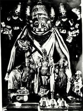 Namakkal Narasimha Temple – ancient cave temple of Lord Vishnu in Tamil Nadu

