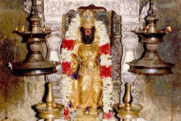 Tirunallar Darbaranyeshwarar Temple – Powerful Navagraha Sthalam for Shani Dosha Remedies